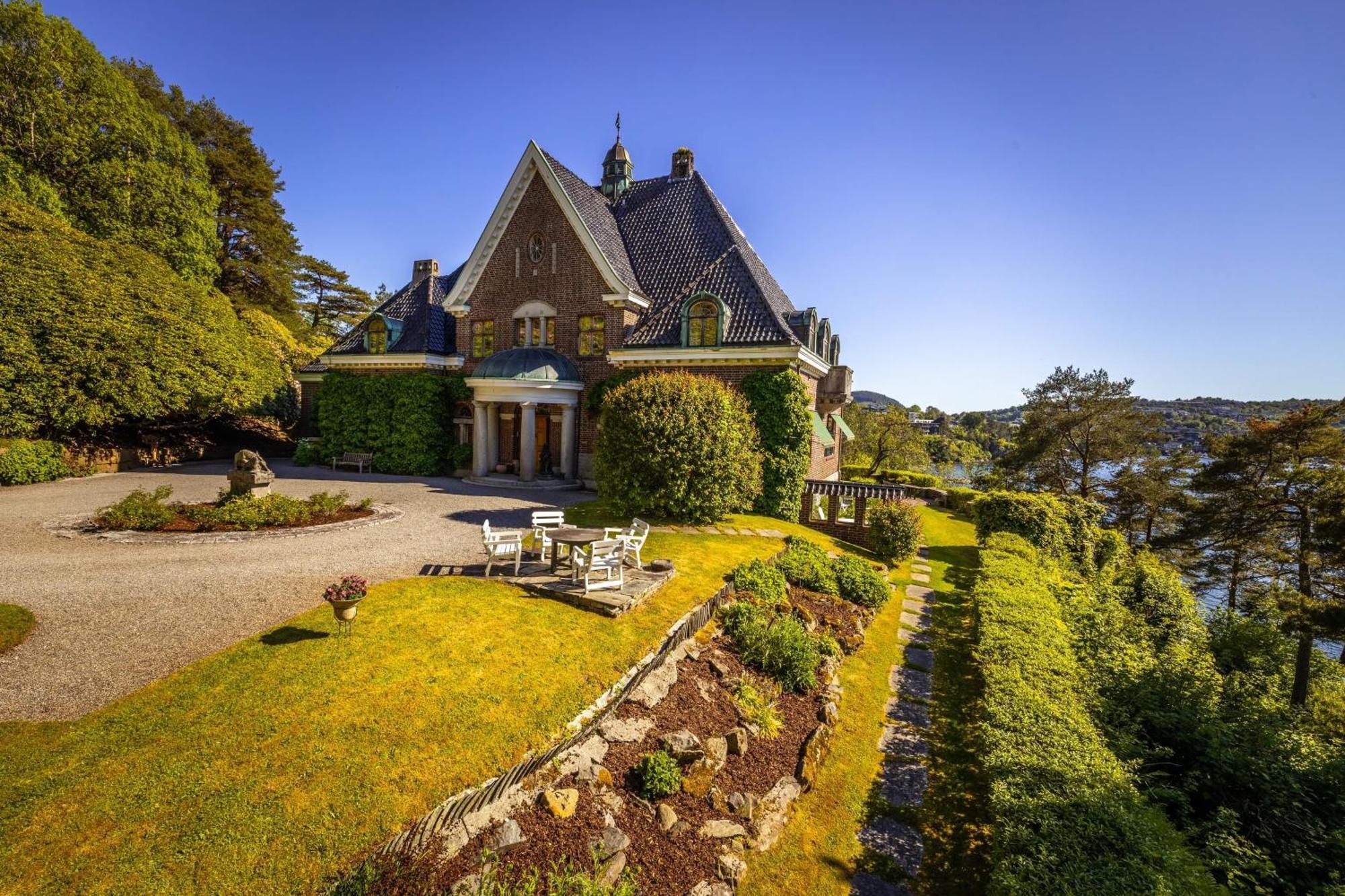 Unique Victorian Villa With Private Coastline Bergen Extérieur photo