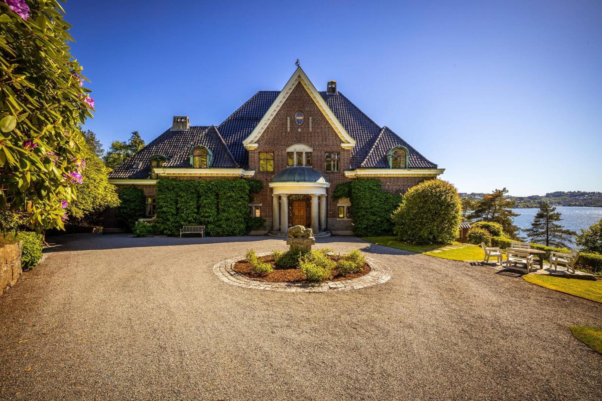Unique Victorian Villa With Private Coastline Bergen Extérieur photo